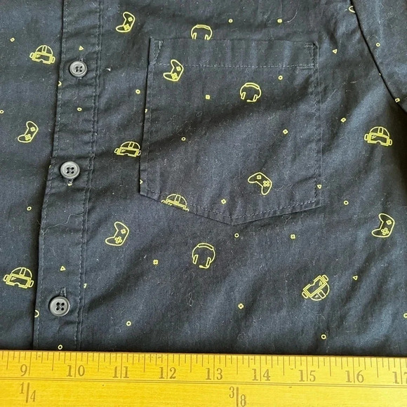 Boys button down shirt - Picture 4 of 4